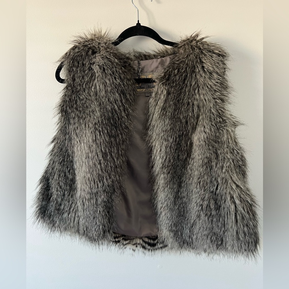 Steve Madden Faux Fur Vest Large